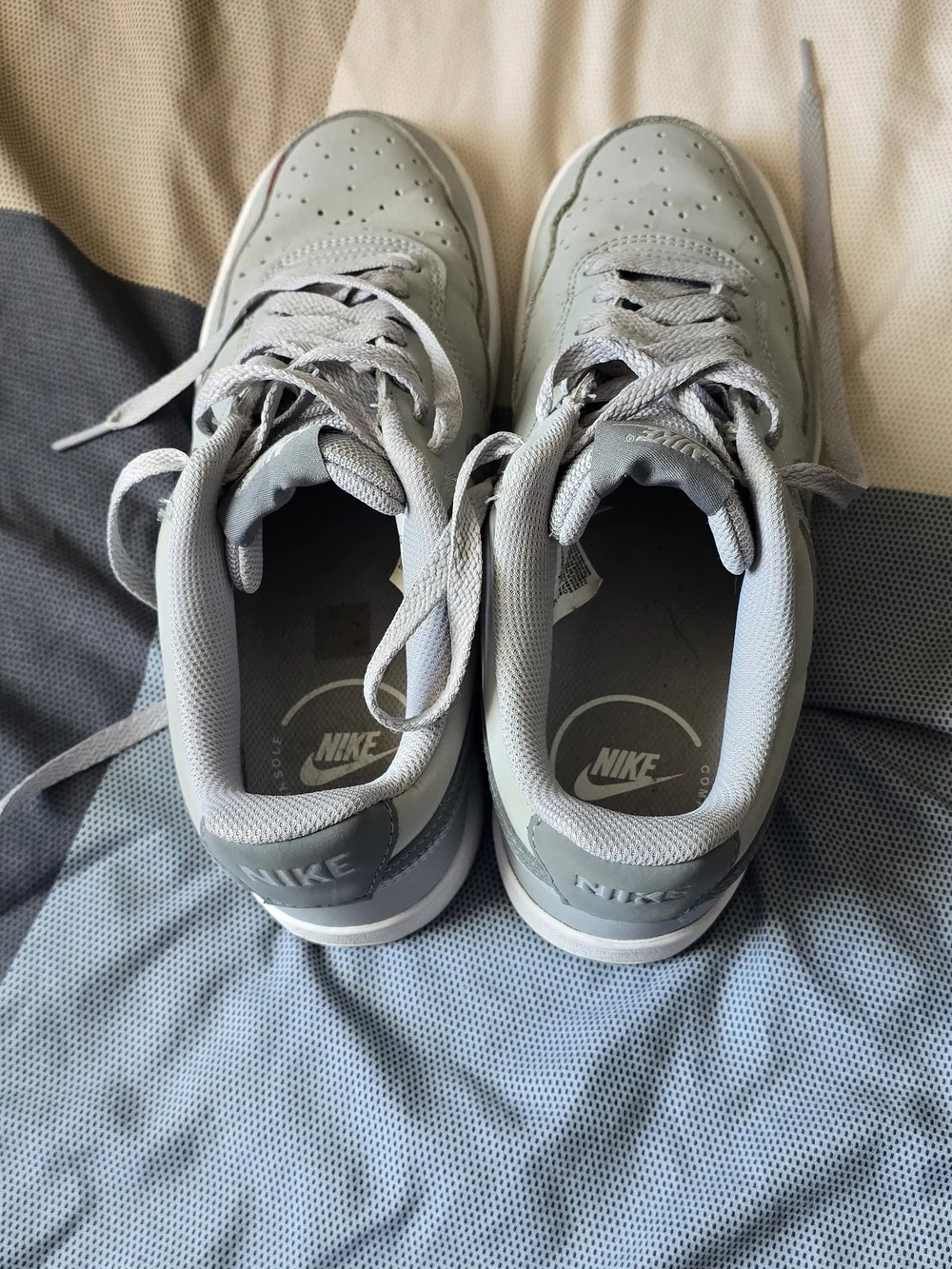 Nike classic gray